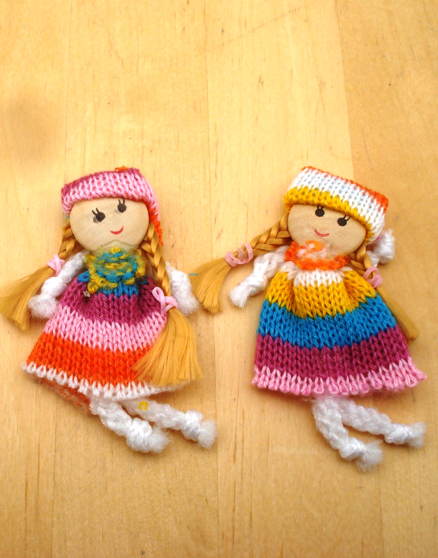 2 MINI POUPEES EN LAINE ref 2